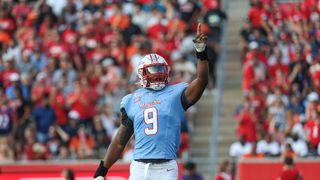 Nelson Ceaser NFL Draft Scouting Report (Scouting Reports). Photo by Troy Taormina-USA TODAY Sports