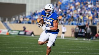 Isaiah Davis NFL Draft Scouting Report (Scouting Reports). Photo by Samantha Laurey / Argus Leader / USA TODAY NETWORK