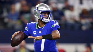 Should Seahawks Move On From Geno Smith? (NFL). Photo by Tim Heitman-USA TODAY Sports