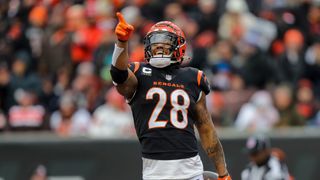 3 Teams That Should Sign Joe Mixon (NFL). Photo by Katie Stratman-USA TODAY Sports