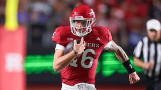 Athan Kaliakmanis NFL Draft Scouting Report (Scouting Reports). Photo by Vincent Carchietta-Imagn Images